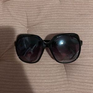 Black sunglasses